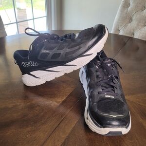 Hoka One One Men's Clifton 2 Black and White Running Shoes